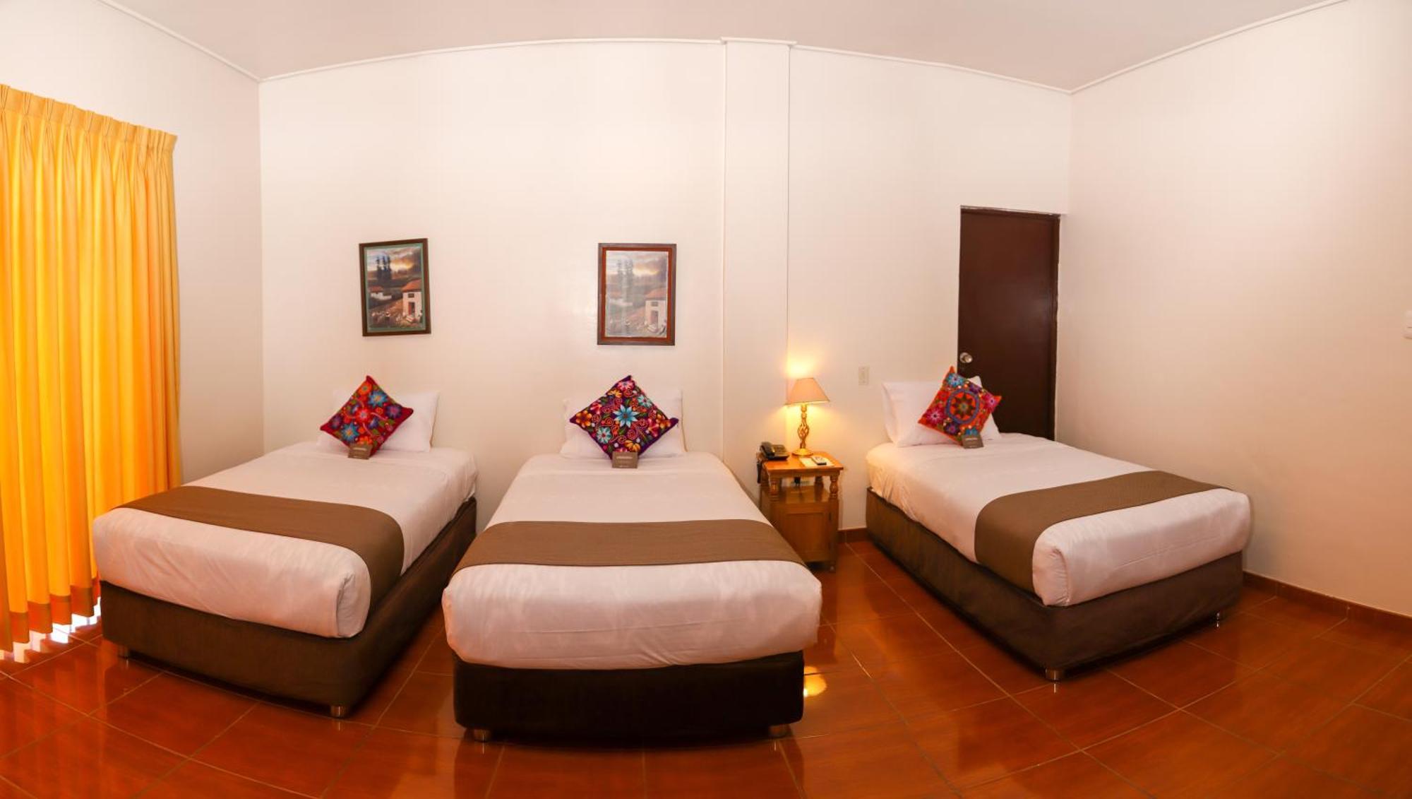 Dm Hoteles Ayacucho Exteriör bild