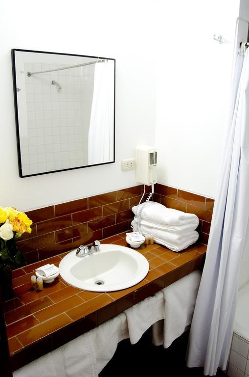 Dm Hoteles Ayacucho Exteriör bild