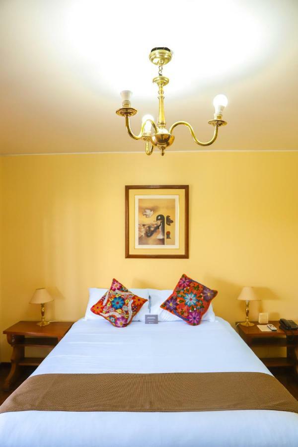 Dm Hoteles Ayacucho Exteriör bild